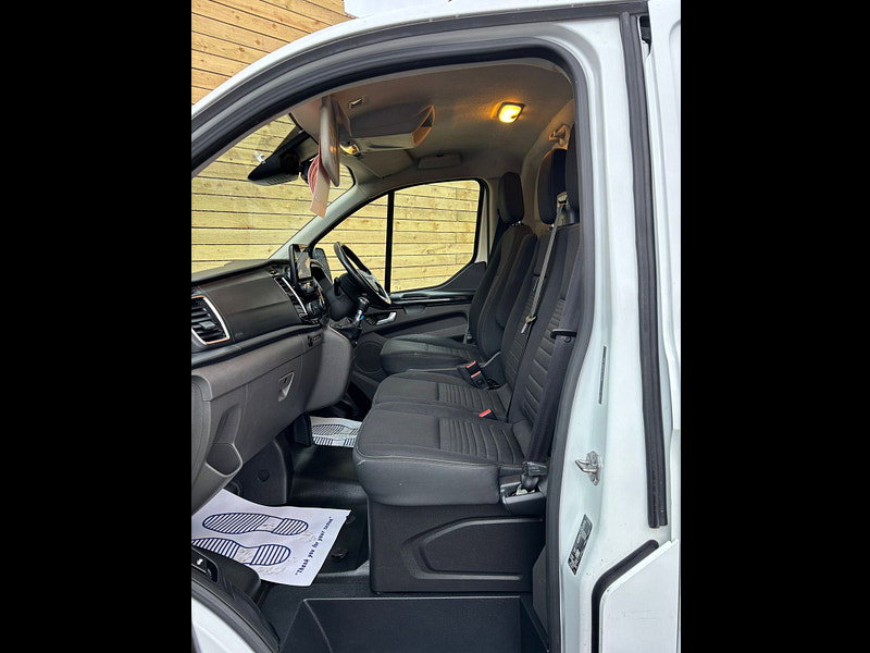 Ford Transit Custom 2.0 300 EcoBlue Limited Panel Van 5dr Diesel Manual L2 H1 Euro 6 (s/s) (130 ps)