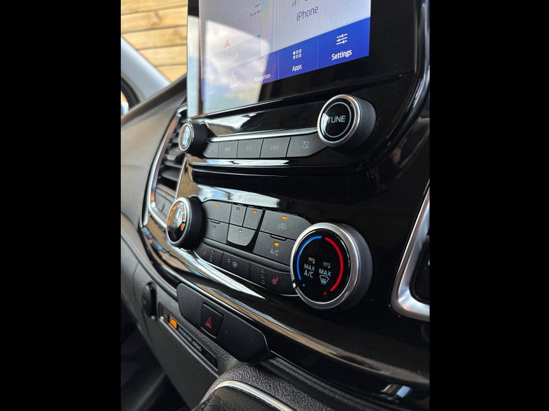 Ford Transit Custom 2.0 300 EcoBlue Limited Panel Van 5dr Diesel Manual L2 H1 Euro 6 (s/s) (130 ps)