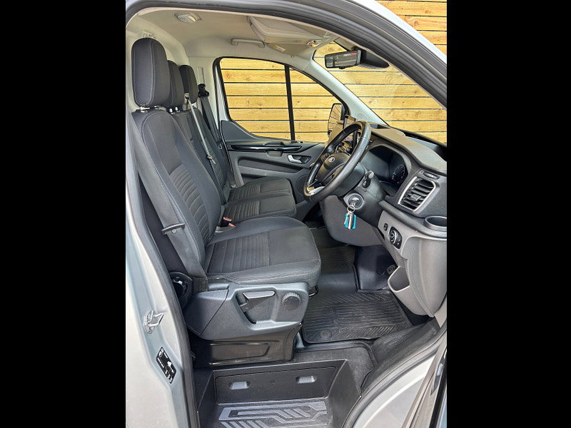 Ford Transit Custom 2.0 300 EcoBlue Limited Panel Van 5dr Diesel Manual L2 H1 Euro 6 (s/s) (130 ps)