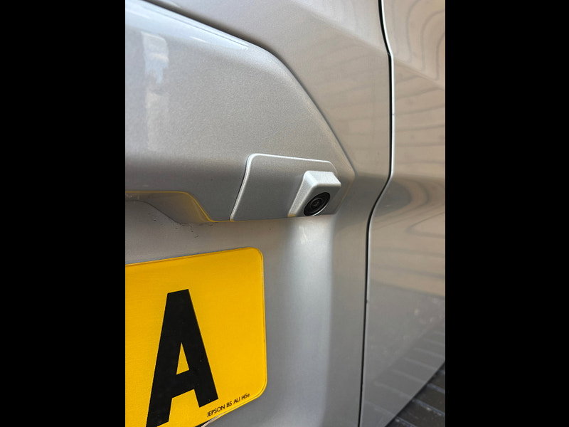 Ford Transit Custom 2.0 300 EcoBlue Limited Panel Van 5dr Diesel Manual L2 H1 Euro 6 (s/s) (130 ps)
