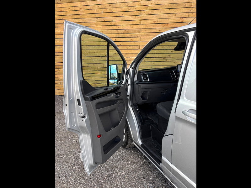 Ford Transit Custom 2.0 300 EcoBlue Limited Panel Van 5dr Diesel Manual L2 H1 Euro 6 (s/s) (130 ps)