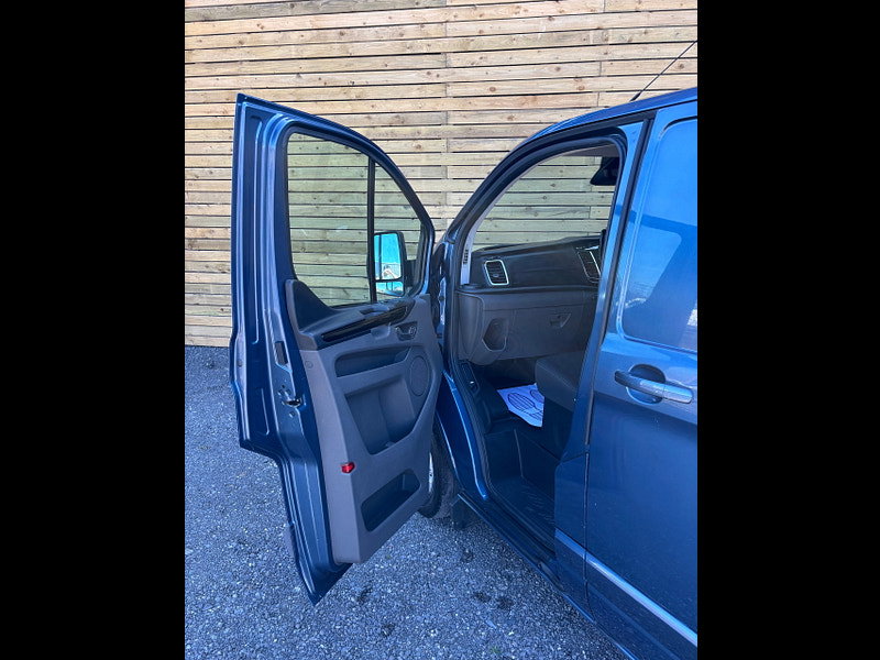 Ford Transit Custom 2.0 300 EcoBlue Limited Panel Van 5dr Diesel Auto L1 H1 Euro 6 (s/s) (130 ps)