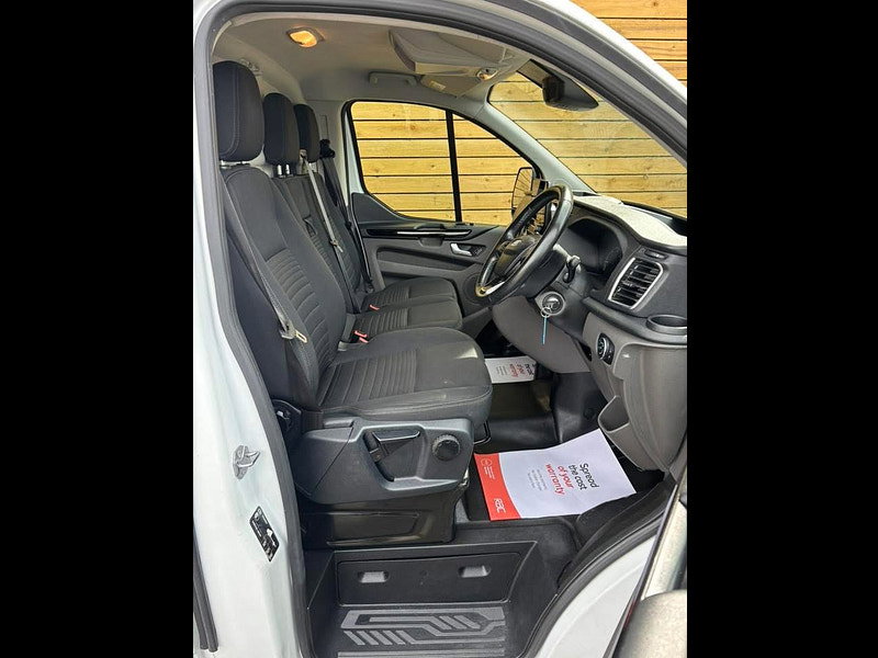 Ford Transit Custom 2.0 300 EcoBlue Limited Panel Van 5dr Diesel Auto L1 H1 Euro 6 (s/s) (130 ps)