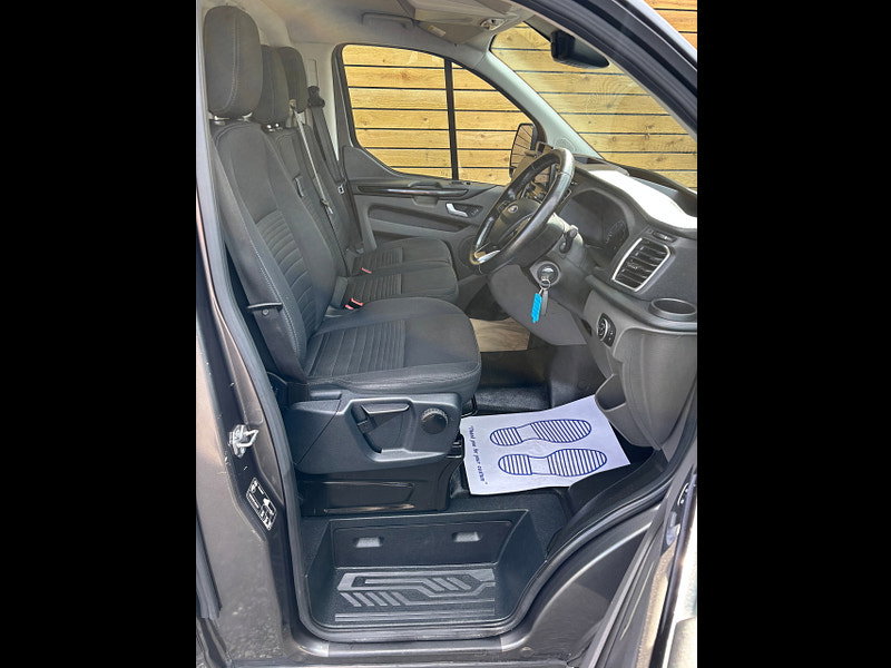 Ford Transit Custom 2.0 300 EcoBlue Limited Panel Van 5dr Diesel Auto L1 H1 Euro 6 (s/s) (170 ps)