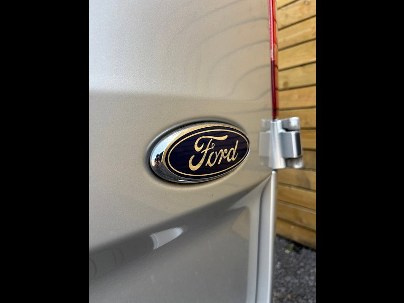 Ford Transit Custom 2.0 320 EcoBlue Limited Panel Van 5dr Diesel Manual L2 H1 Euro 6 (s/s) (130 ps)