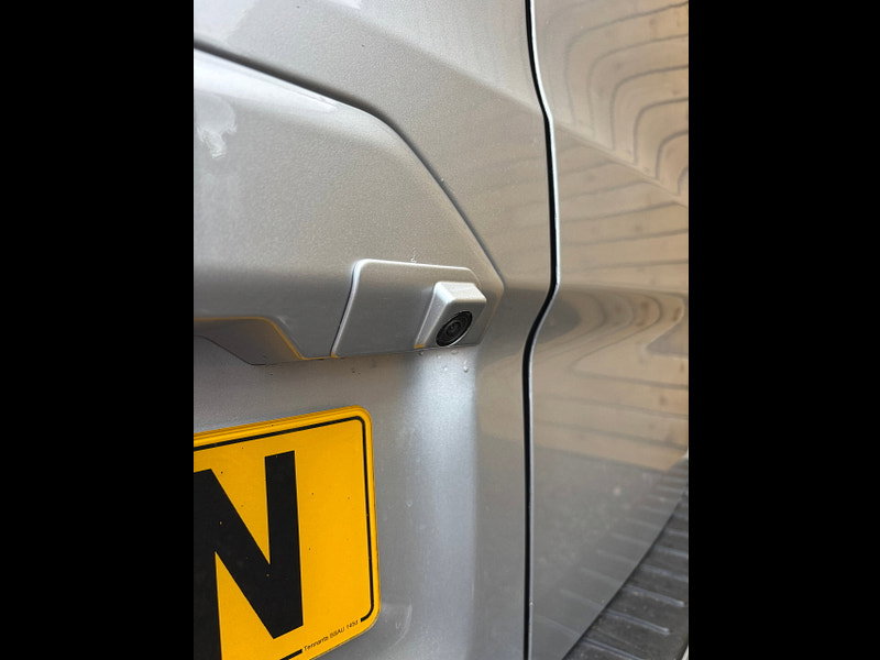Ford Transit Custom 2.0 340 EcoBlue Limited Panel Van 5dr Diesel Manual L2 H1 Euro 6 (s/s) (170 ps)