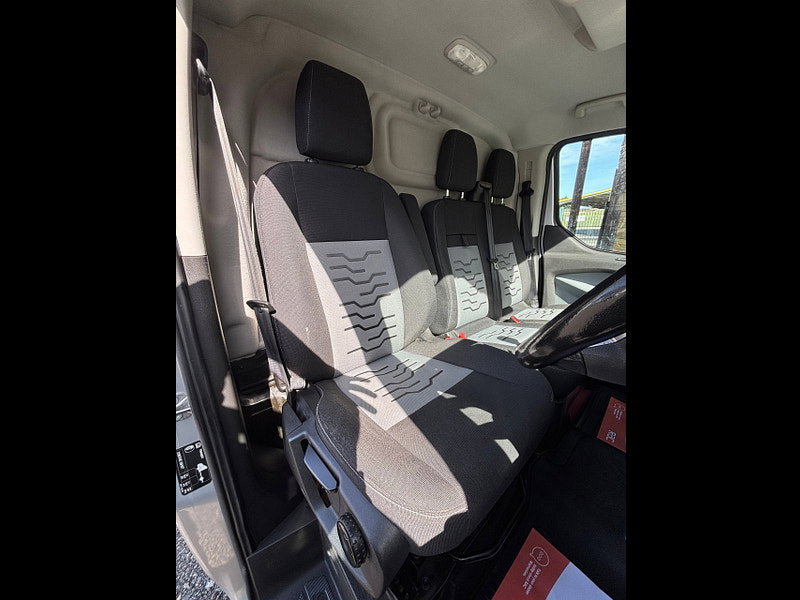 Ford Transit Custom 2.0 TDCi 270 Limited Panel Van 5dr Diesel Manual L1 H1 (157 g/km, 128 bhp)