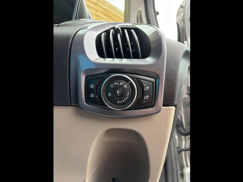 Ford Transit Custom 2.0 TDCi 290 Limited Crew Van 6dr Diesel Manual L2 H2 (170 g/km, 128 bhp)