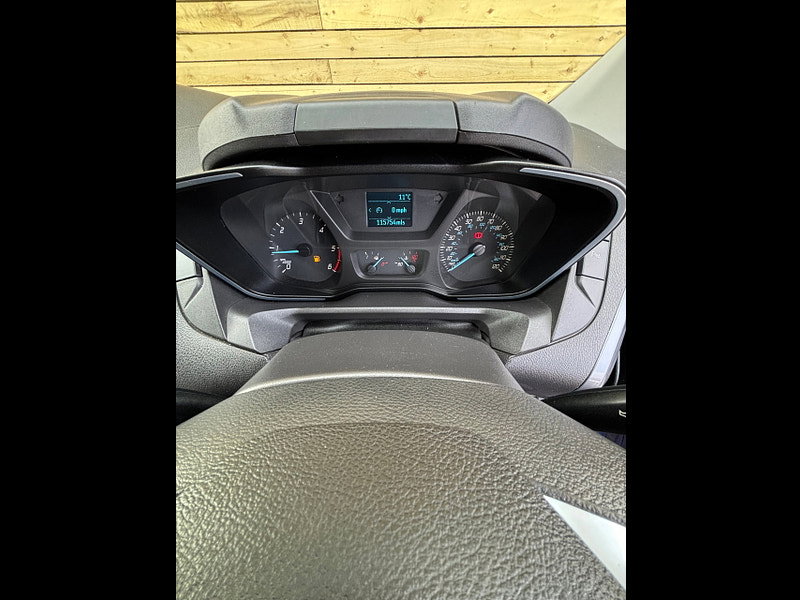Ford Transit Custom 2.0 TDCi 290 Limited Panel Van 5dr Diesel Manual L2 H2 (157 g/km, 128 bhp)