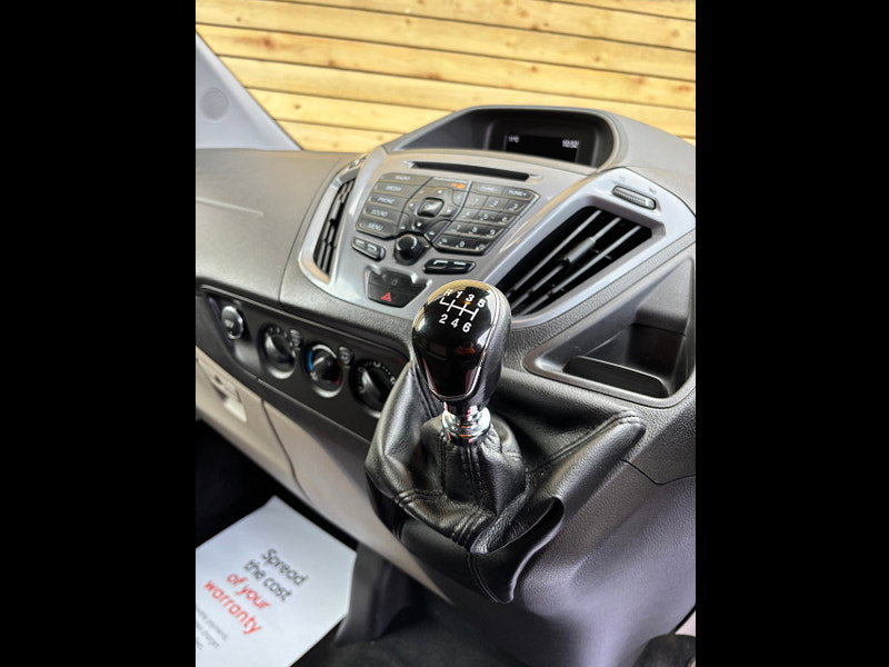 Ford Transit Custom 2.0 TDCi 290 Limited Panel Van 5dr Diesel Manual L2 H2 (157 g/km, 128 bhp)