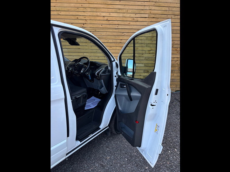 Ford Transit Custom 2.0 TDCi 340 Trend Panel Van 5dr Diesel Manual L1 H1 (166 g/km, 128 bhp)