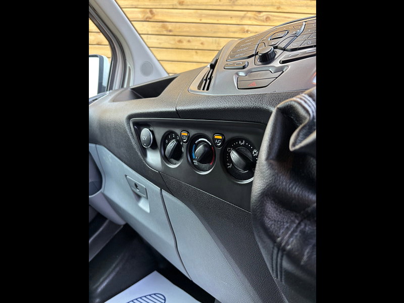 Ford Transit Custom 2.0 TDCi 340 Trend Panel Van 5dr Diesel Manual L1 H1 (166 g/km, 128 bhp)