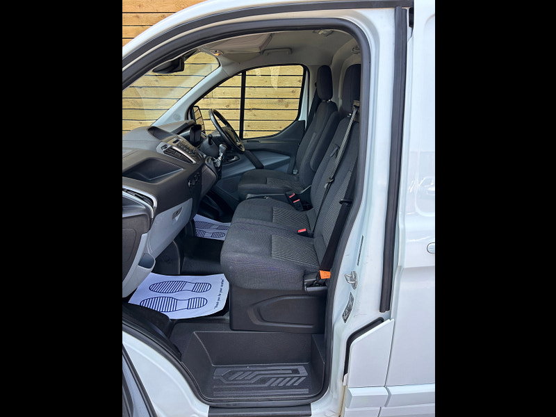Ford Transit Custom 2.0 TDCi 340 Trend Panel Van 5dr Diesel Manual L1 H1 (166 g/km, 128 bhp)