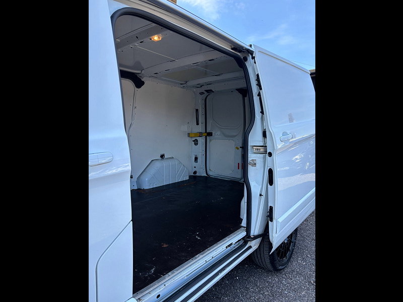 Ford Transit Custom 2.0 TDCi 340 Trend Panel Van 5dr Diesel Manual L1 H1 (166 g/km, 128 bhp)
