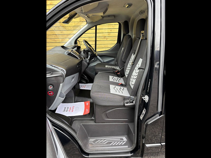 Ford Transit Custom 2.2 TDCi 270 Limited Panel Van 5dr Diesel Manual L1 H1 (186 g/km, 123 bhp)