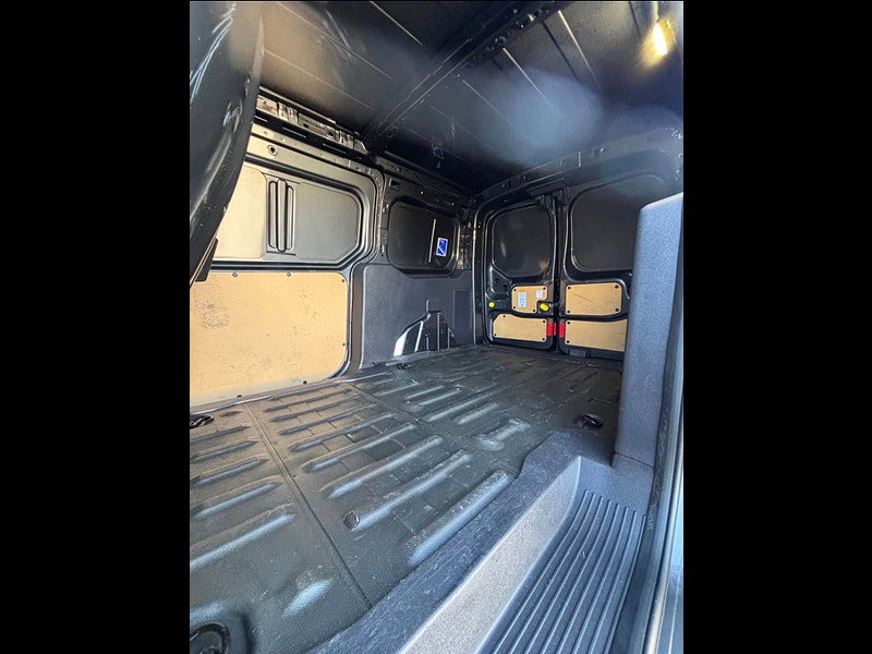 Ford Transit Connect 1.6 TDCi 240 Limited Panel Van 5dr Diesel Manual L2 H1 (128 g/km, 113 bhp)