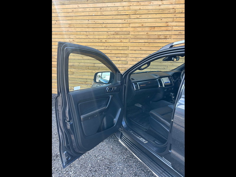 Ford Ranger 2.0 EcoBlue Wildtrak Pickup Double Cab 4dr Diesel Auto 4WD Euro 6 (s/s) (213 ps)