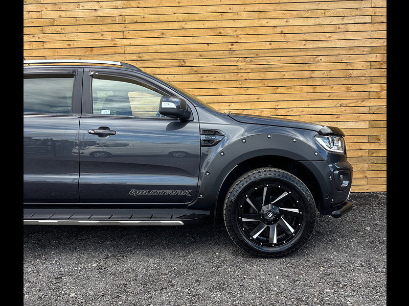 Ford Ranger 2.0 EcoBlue Wildtrak Pickup Double Cab 4dr Diesel Auto 4WD Euro 6 (s/s) (213 ps)