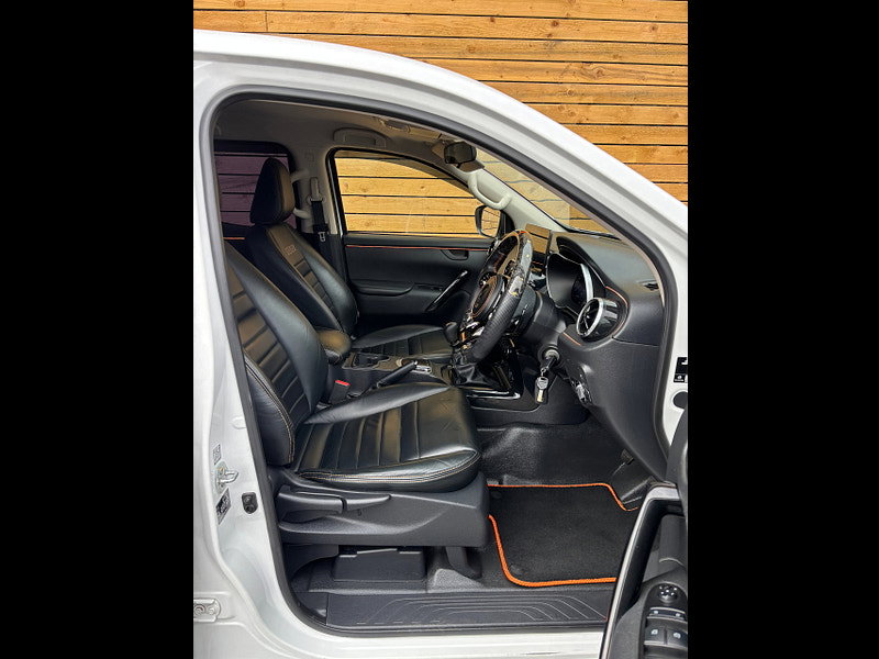 Mercedes-Benz X Class 2.3 CDI Pure Pickup Double Cab 4dr Diesel 4MATIC Euro 6 (190 ps)