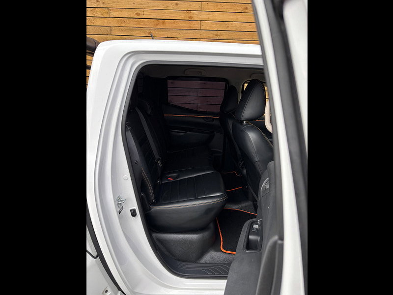 Mercedes-Benz X Class 2.3 CDI Pure Pickup Double Cab 4dr Diesel 4MATIC Euro 6 (190 ps)