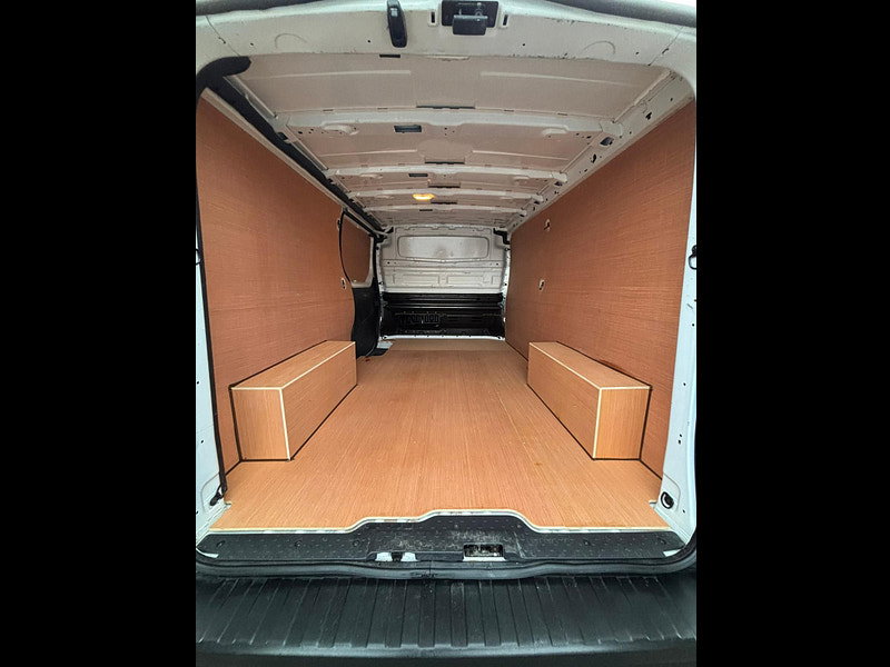 Renault Trafic 2.0 dCi Blue LL30 Business+ Panel Van 5dr Diesel Manual L2 H1 Euro 6 (s/s) (130 ps)