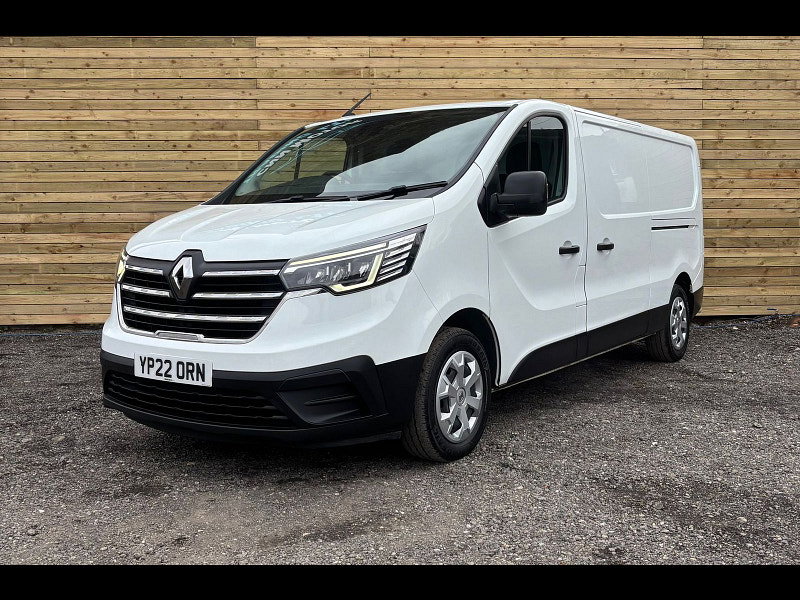 Renault Trafic 2.0 dCi Blue LL30 Business+ Panel Van 5dr Diesel Manual L2 H1 Euro 6 (s/s) (130 ps)