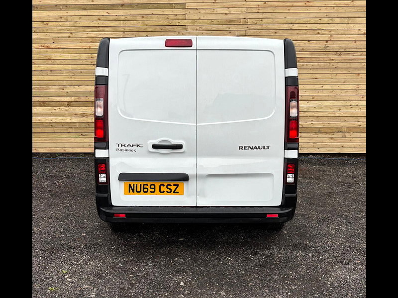 Renault Trafic 2.0 dCi ENERGY 28 Business Panel Van 5dr Diesel Manual SWB Standard Roof Euro 6 (s/s) (120 ps)