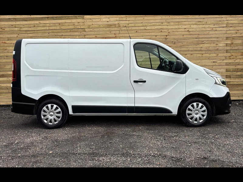 Renault Trafic 2.0 dCi ENERGY 28 Business Panel Van 5dr Diesel Manual SWB Standard Roof Euro 6 (s/s) (120 ps)