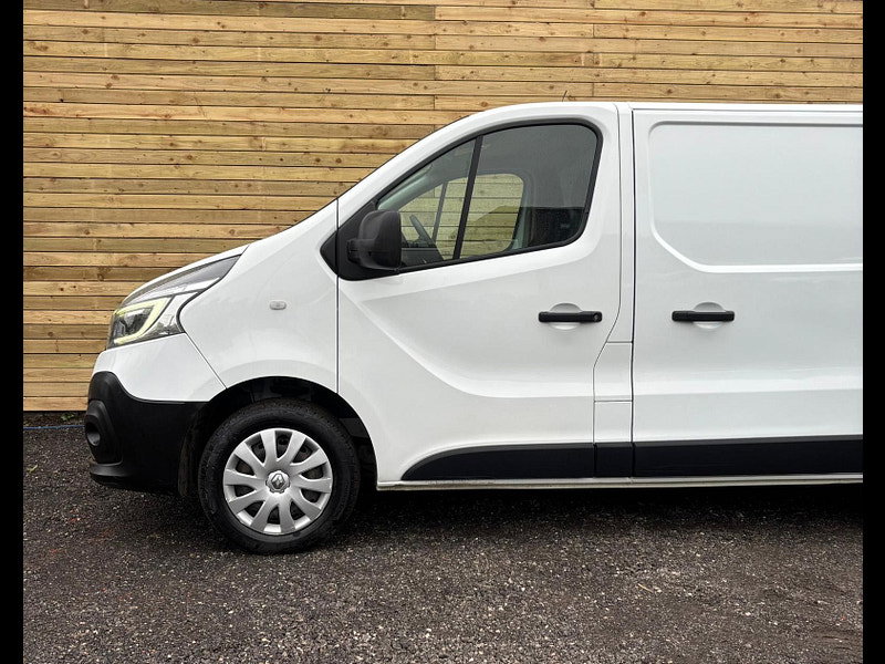 Renault Trafic 2.0 dCi ENERGY 28 Business Panel Van 5dr Diesel Manual SWB Standard Roof Euro 6 (s/s) (120 ps)