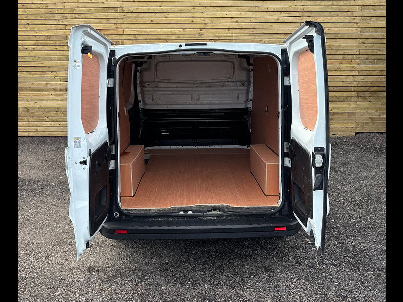 Renault Trafic 2.0 dCi ENERGY 28 Business Panel Van 5dr Diesel Manual SWB Standard Roof Euro 6 (s/s) (120 ps)