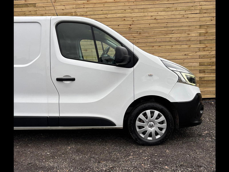 Renault Trafic 2.0 dCi ENERGY 28 Business Panel Van 5dr Diesel Manual SWB Standard Roof Euro 6 (s/s) (120 ps)