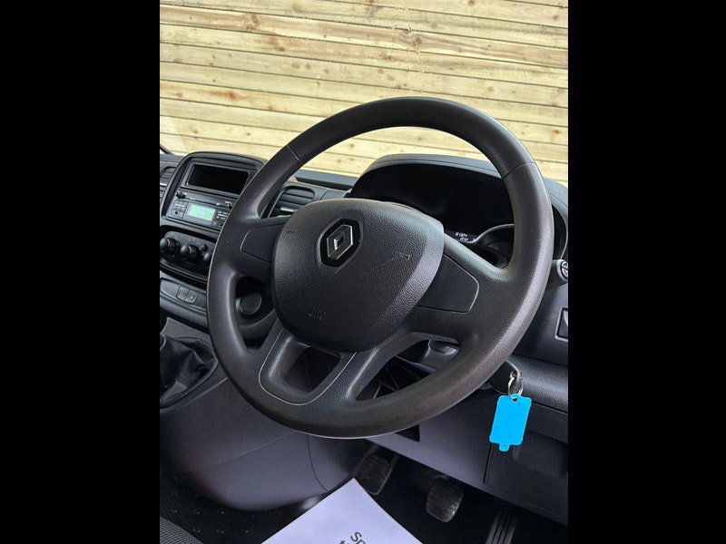 Renault Trafic 2.0 dCi ENERGY 28 Business Panel Van 5dr Diesel Manual SWB Standard Roof Euro 6 (s/s) (120 ps)