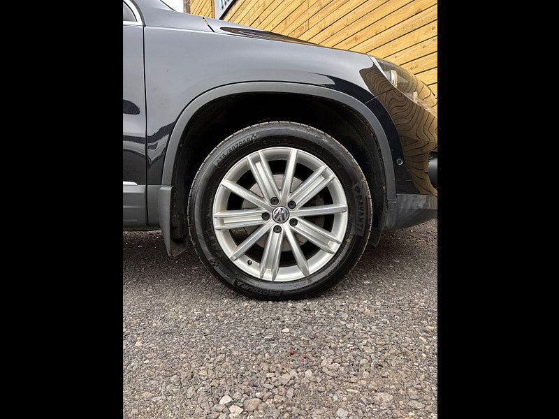 Volkswagen Tiguan 2.0 TDI BlueMotion Tech Match Edition SUV 5dr Diesel Manual 4WD Euro 6 (s/s) (150 ps)