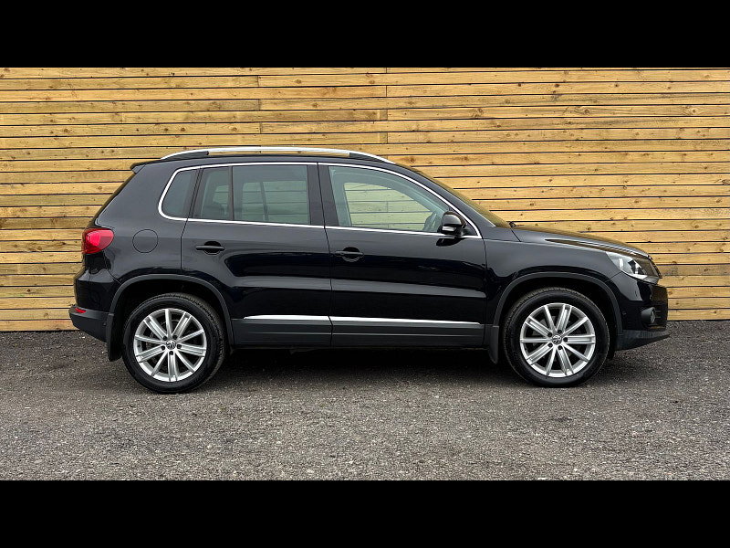 Volkswagen Tiguan 2.0 TDI BlueMotion Tech Match Edition SUV 5dr Diesel Manual 4WD Euro 6 (s/s) (150 ps)