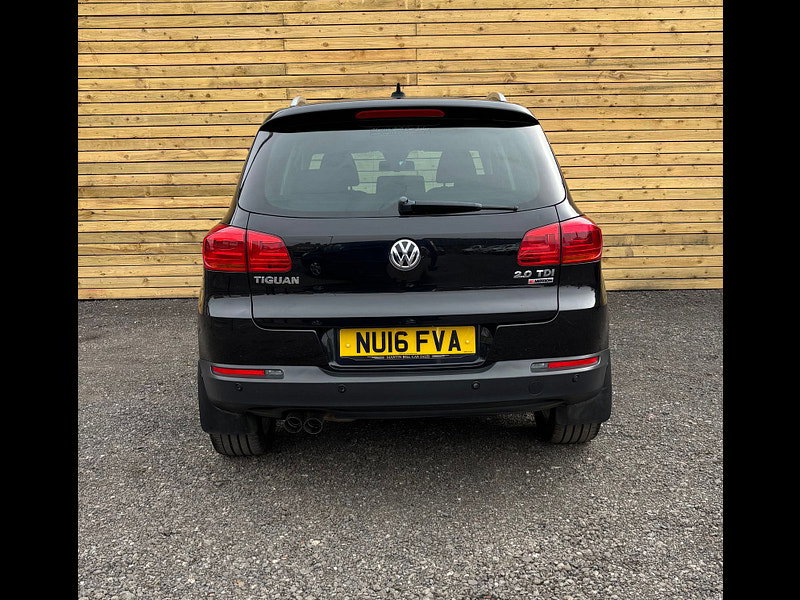 Volkswagen Tiguan 2.0 TDI BlueMotion Tech Match Edition SUV 5dr Diesel Manual 4WD Euro 6 (s/s) (150 ps)