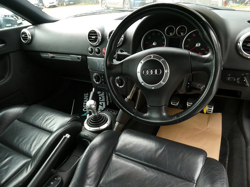 Audi TT 1.8T Coupe 2dr Petrol Manual quattro (226 g/km, 225 bhp) 2dr Manual 2026
