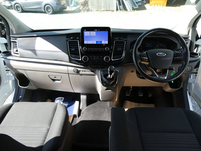 Ford Transit Custom 2.0 300 EcoBlue Limited Crew Van Double Cab 5dr Diesel Manual L2 H1 Euro 6 (s/s) (130 ps) 5dr Manual 2026