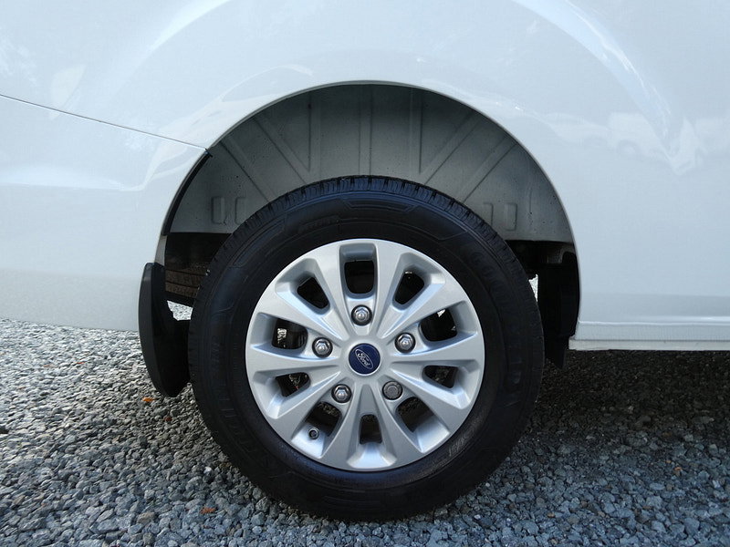 Ford Transit Custom 2.0 300 EcoBlue Limited Crew Van Double Cab 5dr Diesel Manual L2 H1 Euro 6 (s/s) (130 ps) 5dr Manual 2026
