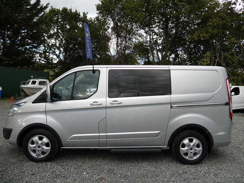 Ford Transit Custom 2.0 TDCi 290 Limited Combi Van 6dr Diesel Automatic L1 H1 (165 g/km, 168 bhp) 6dr Automatic 2026