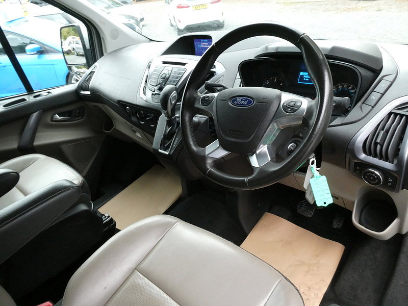 Ford Transit Custom 2.0 TDCi 290 Limited Combi Van 6dr Diesel Automatic L1 H1 (165 g/km, 168 bhp) 6dr Automatic 2026