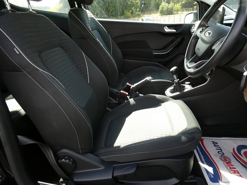 Ford Fiesta 1.0T EcoBoost Zetec Hatchback 3dr Petrol Manual Euro 6 (s/s) (100 ps) 3dr Manual 2026