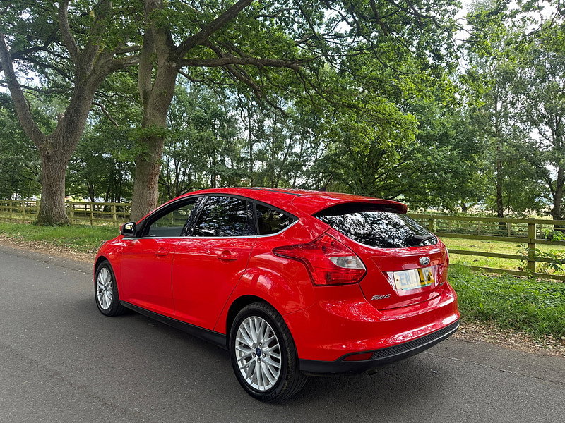 Ford Focus 1.0T EcoBoost Zetec Hatchback 5dr Petrol Manual Euro 5 (s/s) (125 ps) 5dr Manual 2026