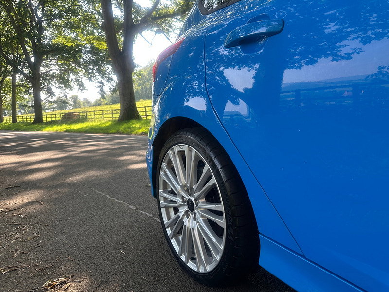 Ford Focus 2.3T EcoBoost RS Hatchback 5dr Petrol Manual AWD Euro 6 (s/s) (350 ps) 5dr Manual 2026