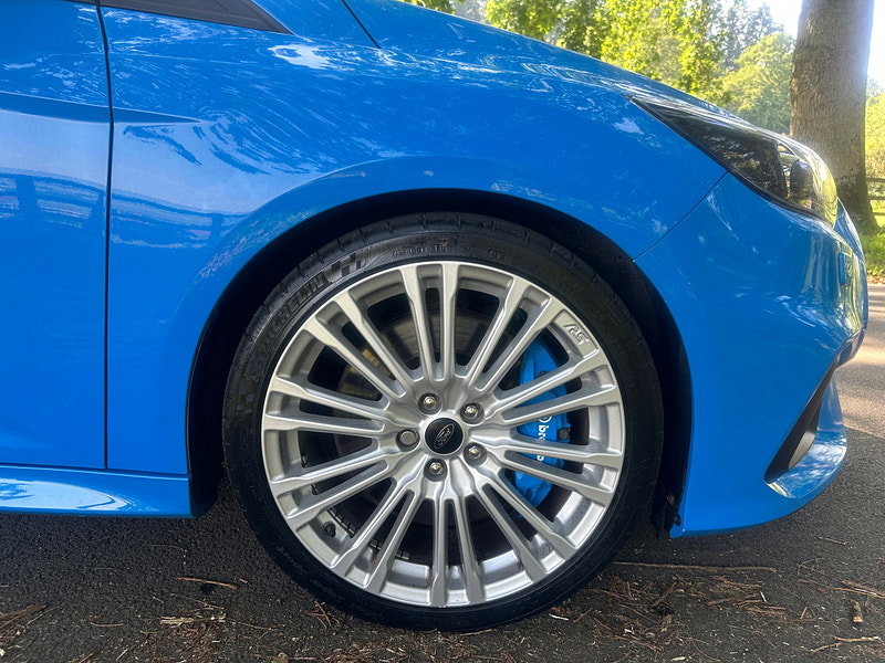 Ford Focus 2.3T EcoBoost RS Hatchback 5dr Petrol Manual AWD Euro 6 (s/s) (350 ps) 5dr Manual 2026