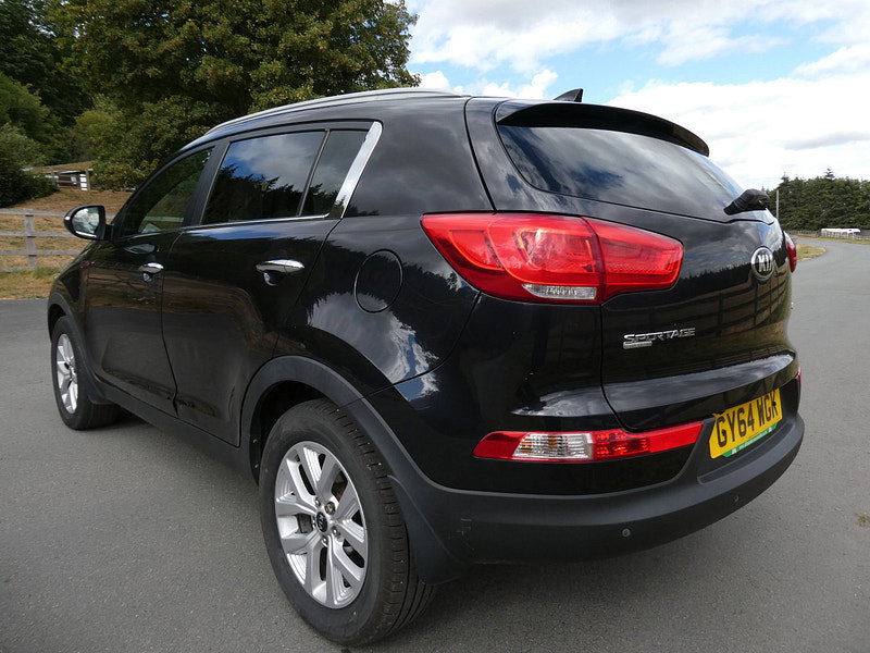 Kia Sportage 1.6 GDi EcoDynamics Black Edition SUV 5dr Petrol Manual 2WD Euro 5 (s/s) (133 bhp) 5dr Manual 2026