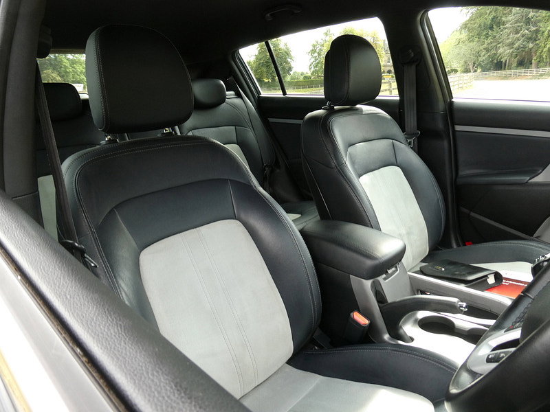 Kia Sportage 1.6 GDi EcoDynamics Black Edition SUV 5dr Petrol Manual 2WD Euro 5 (s/s) (133 bhp) 5dr Manual 2026