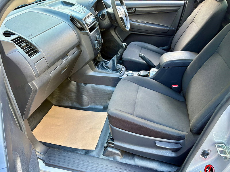 Isuzu D-Max 2.5 TD Pickup 2dr Diesel Manual 4x4 (192 g/km, 161 bhp) 2dr Manual 2026