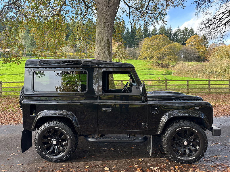 Land Rover Defender 90 2.2 TDCi XS Station Wagon Double Cab 3dr Diesel Manual 4WD SWB Euro 5 (122 ps) 3dr Manual 2026