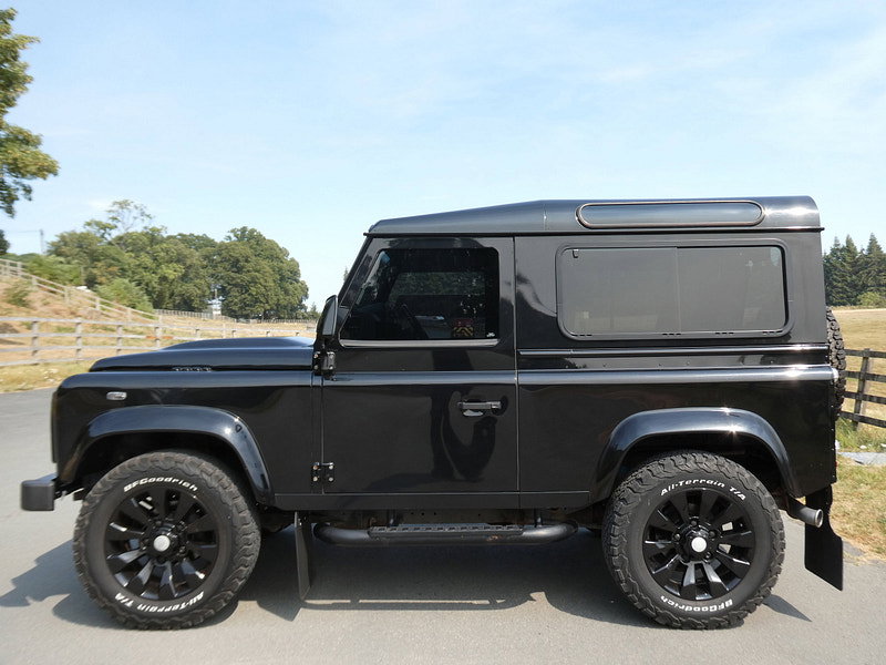 Land Rover Defender 90 2.2 TDCi XS Station Wagon Double Cab 3dr Diesel Manual 4WD SWB Euro 5 (122 ps) 3dr Manual 2026