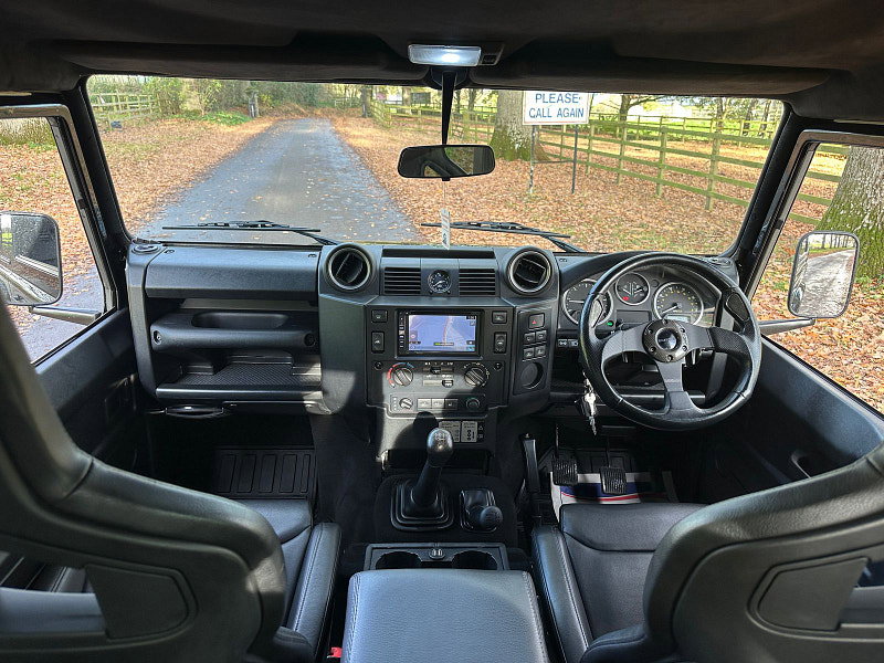 Land Rover Defender 90 2.2 TDCi XS Station Wagon Double Cab 3dr Diesel Manual 4WD SWB Euro 5 (122 ps) 3dr Manual 2026